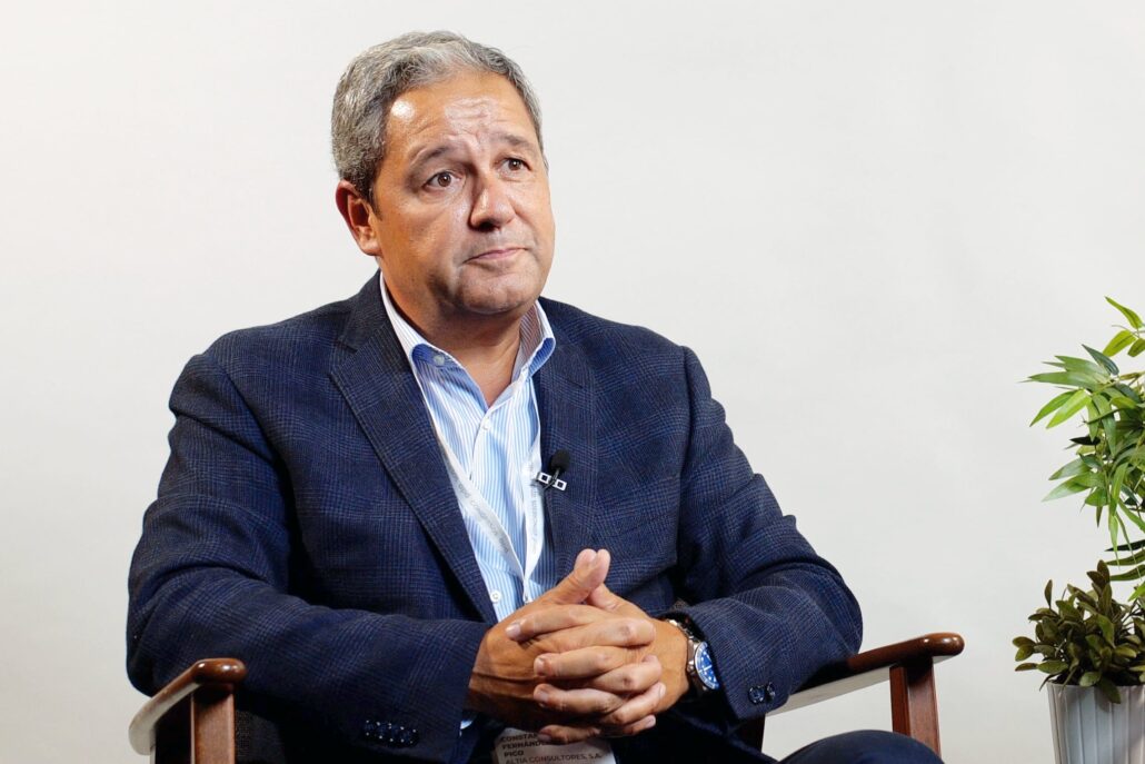 Tino Fernández, Altia Consultores