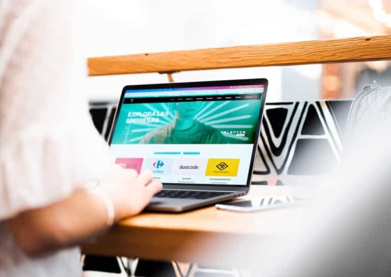 2 Mockup Talentia summit 23 opt